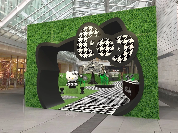 「HELLO KITTY’S PICNIC GARDEN」ハローキティのフェイス形ゲート