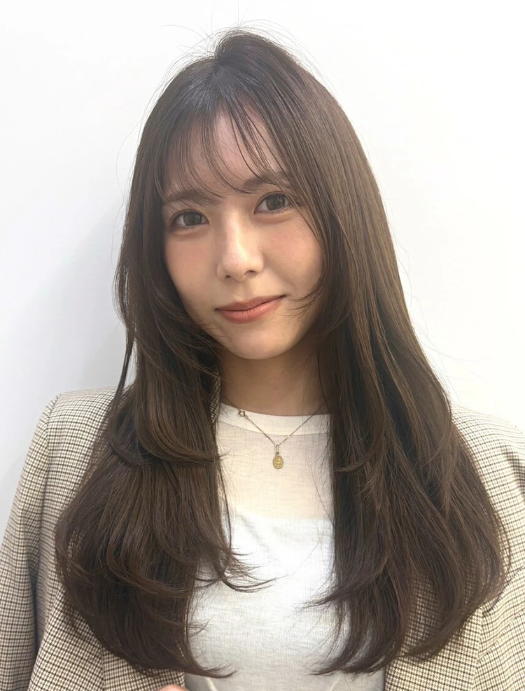 こっくりとした秋色らしいオリーブカラー　正面