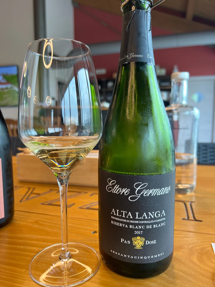 一生に一度は訪れたい。イタリアワインの贅沢旅【バローロ編】_10_1