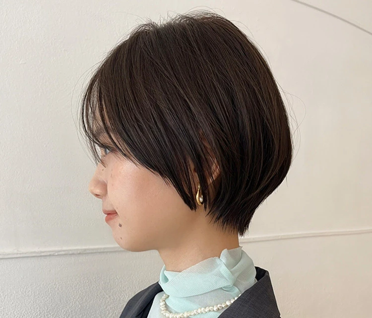 小顔ショートボブ　サイド