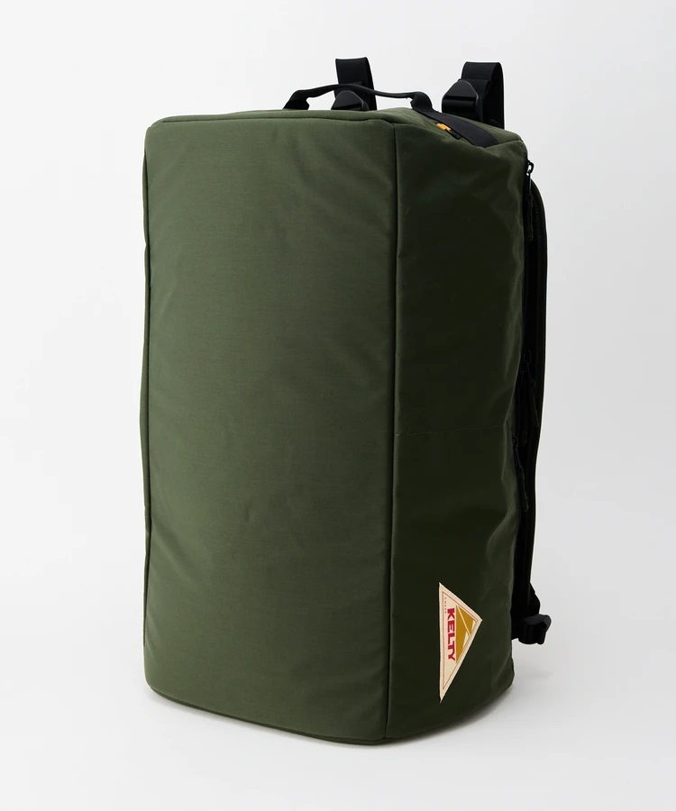 「ダッフル バックパック S」より一回り大きいバックバック