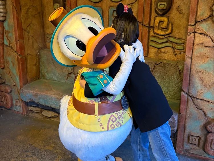 ディズニーシー　ドナルドと写真