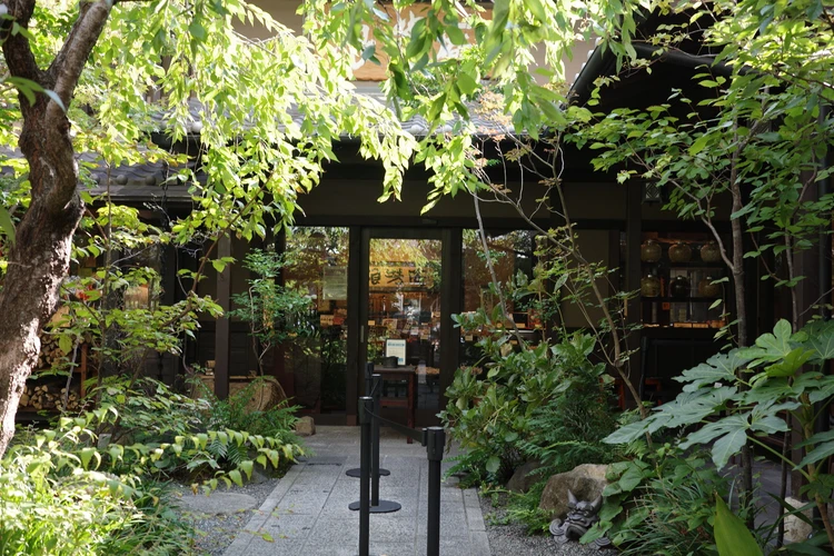 【大阪】160年老舗「浪芳庵 本店」で絶品和菓子|子連れポイントも_6