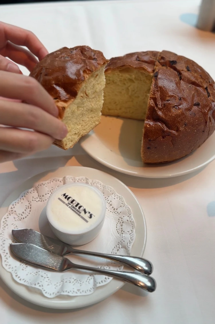 モートンズで結婚記念日ランチを満喫_3