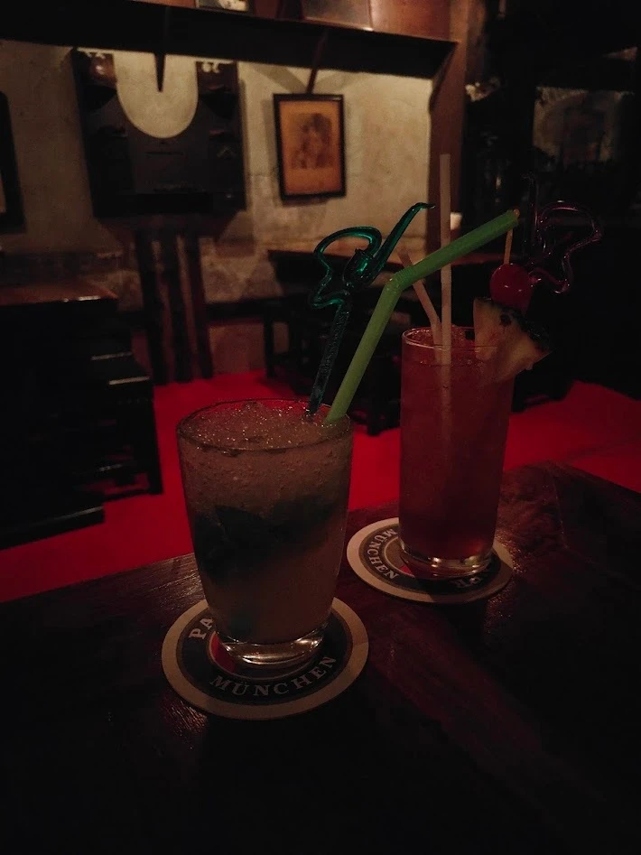 サクソフォン パブ&レストラン