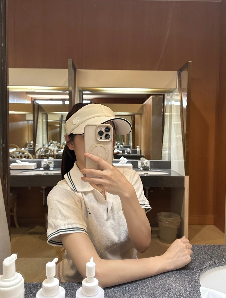 【30代女子ゴルフコーデ】この春は明るい色にも挑戦したい私の、お気に入りベーシックゴルフコーデ_1_2