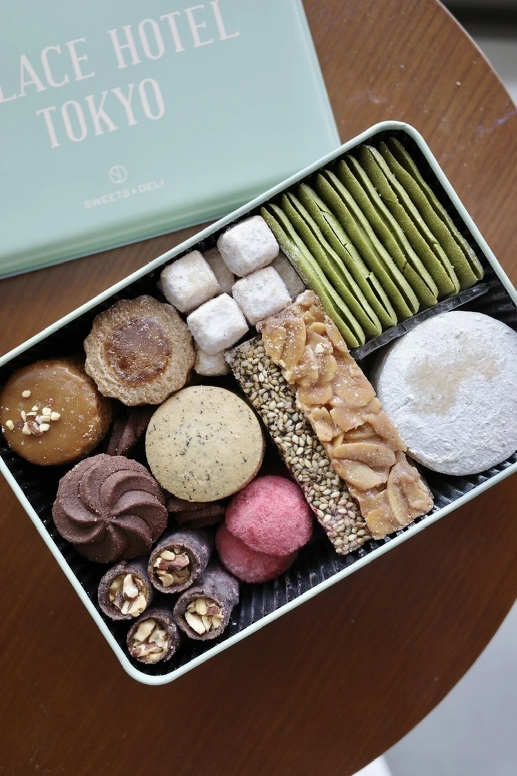 パレスホテル東京 クッキー缶