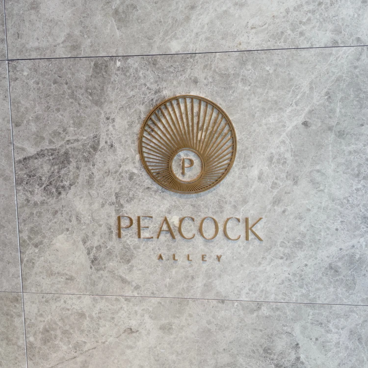 【大阪】ウォルドーフ・アストリア大阪「ピーコック・アレー」へ_2_1