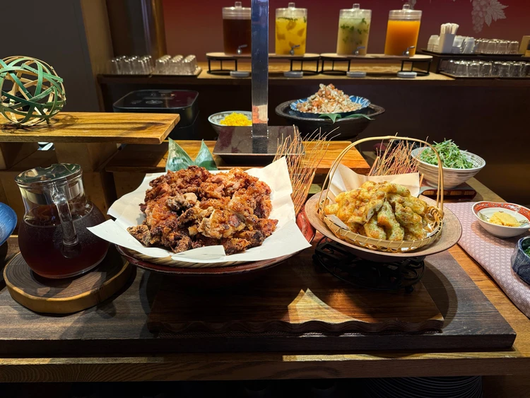 山梨名物、鶏肉の山賊揚げ