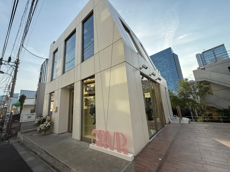 「GRVRGROVE（グローブ）」東京　原宿店