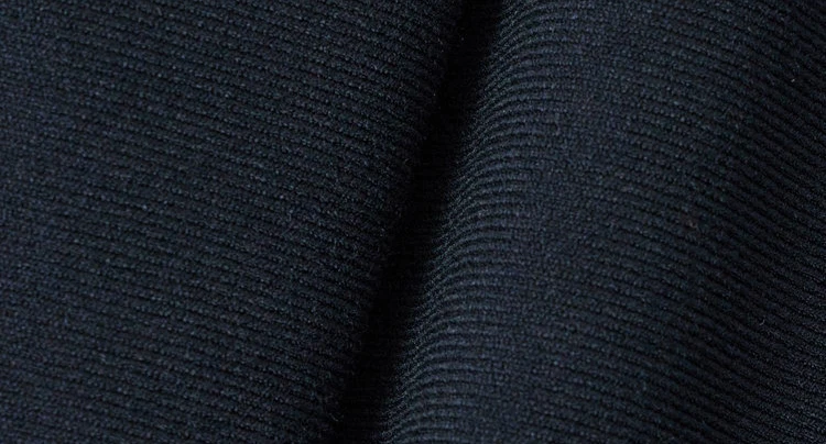 アルアバイル ウール混のサキソニー素材 寄り画像