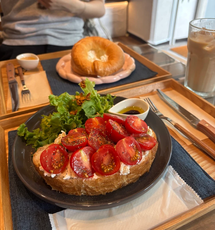 名古屋・伏見でグリークヨーグルトのブランチ