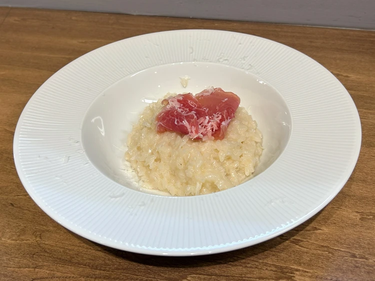 Peekaboo華金ご褒美バルでいただいた生ハムリゾット