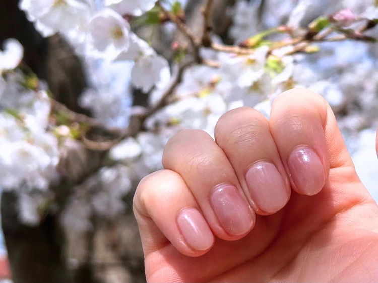 【2026春オフィスネイル】大人に似合う「桜マーブル」で手元をアップデート_3
