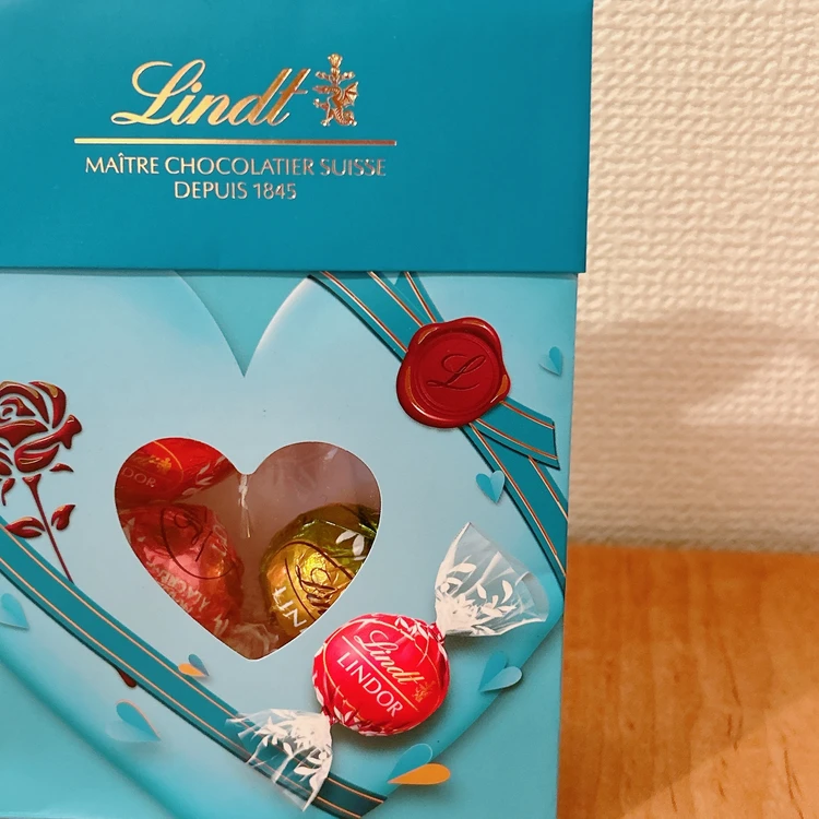 リンツ「リンドールバッグ 6個入 ブルー」