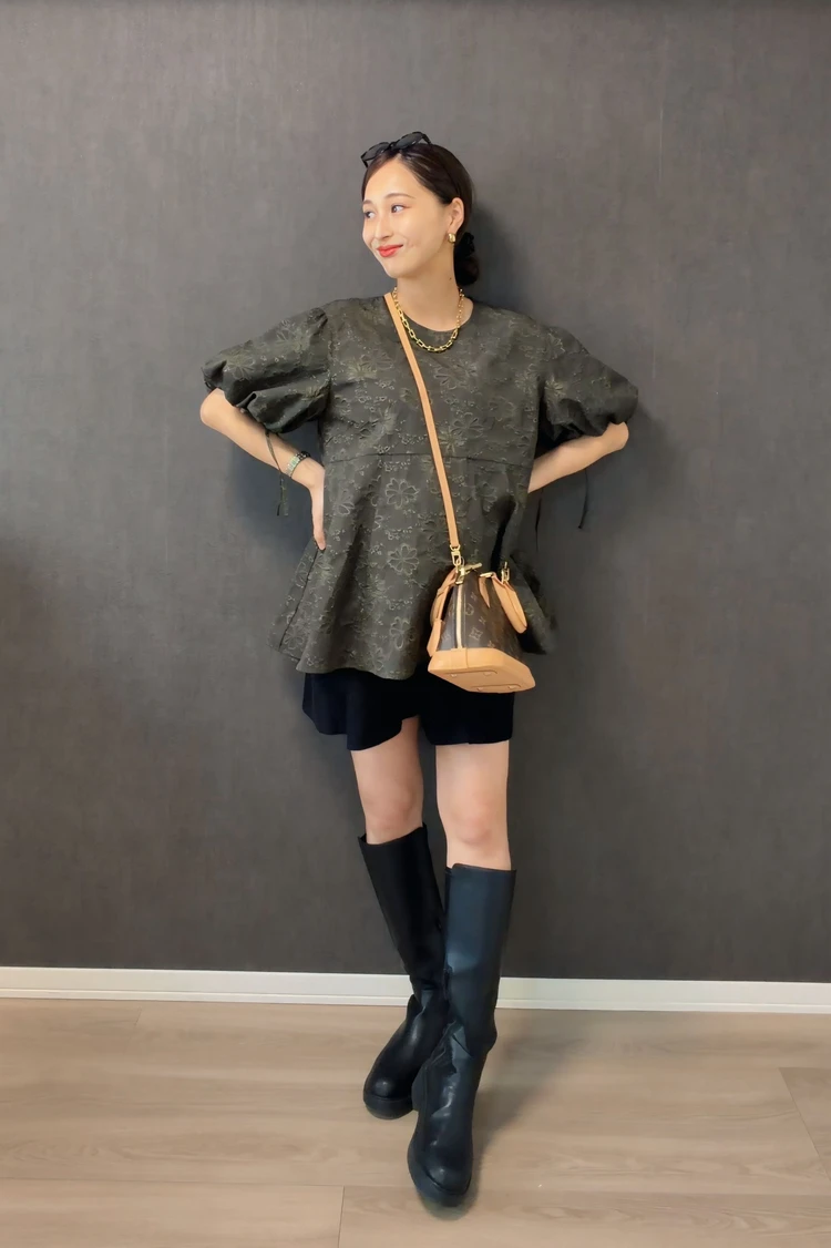 【GU×rokhコラボ】 バルーンスリーブチュニック / 着用コーデ