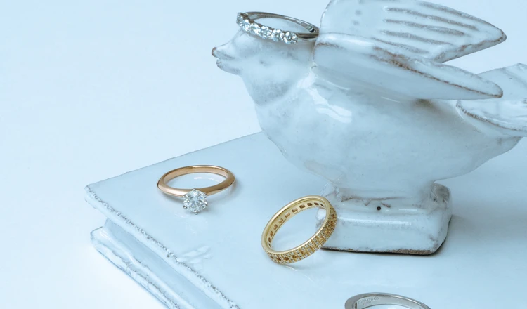 【ティファニーのウエディングリング】いつの時代もときめきをくれる「世界中のラブストーリーのシンボル」