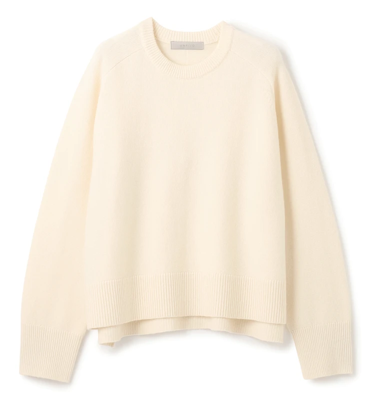 アンフィーロ　【洗える】カシミヤブレンド クルーネックニット　￥9990