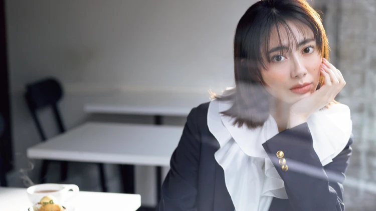 【2026年春トレンドの白アイテム9選】ロマンチックな「白」が続々！“ひとさじの甘さ”で旬度の高い着こなしに