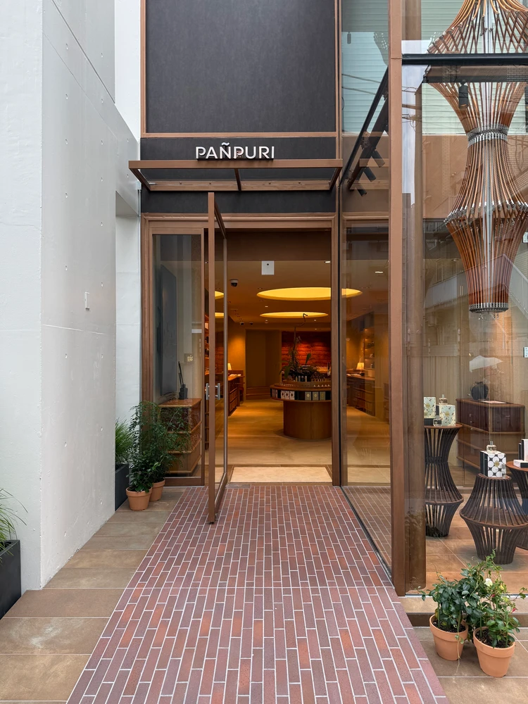 東京・青山にオープンしたPANPURI日本初の路面旗艦店