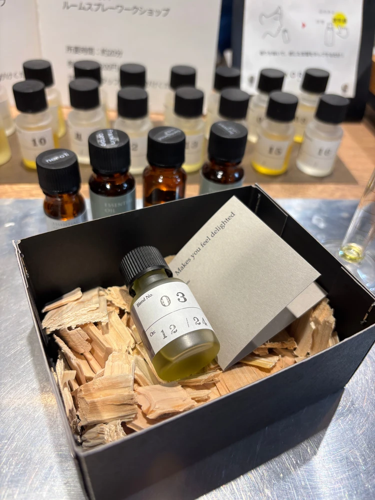 『生活の木 原宿表参道店』で体験できる、セントマティックの嗅覚×AI の香り体験デバイス「KAORIUM」。_5