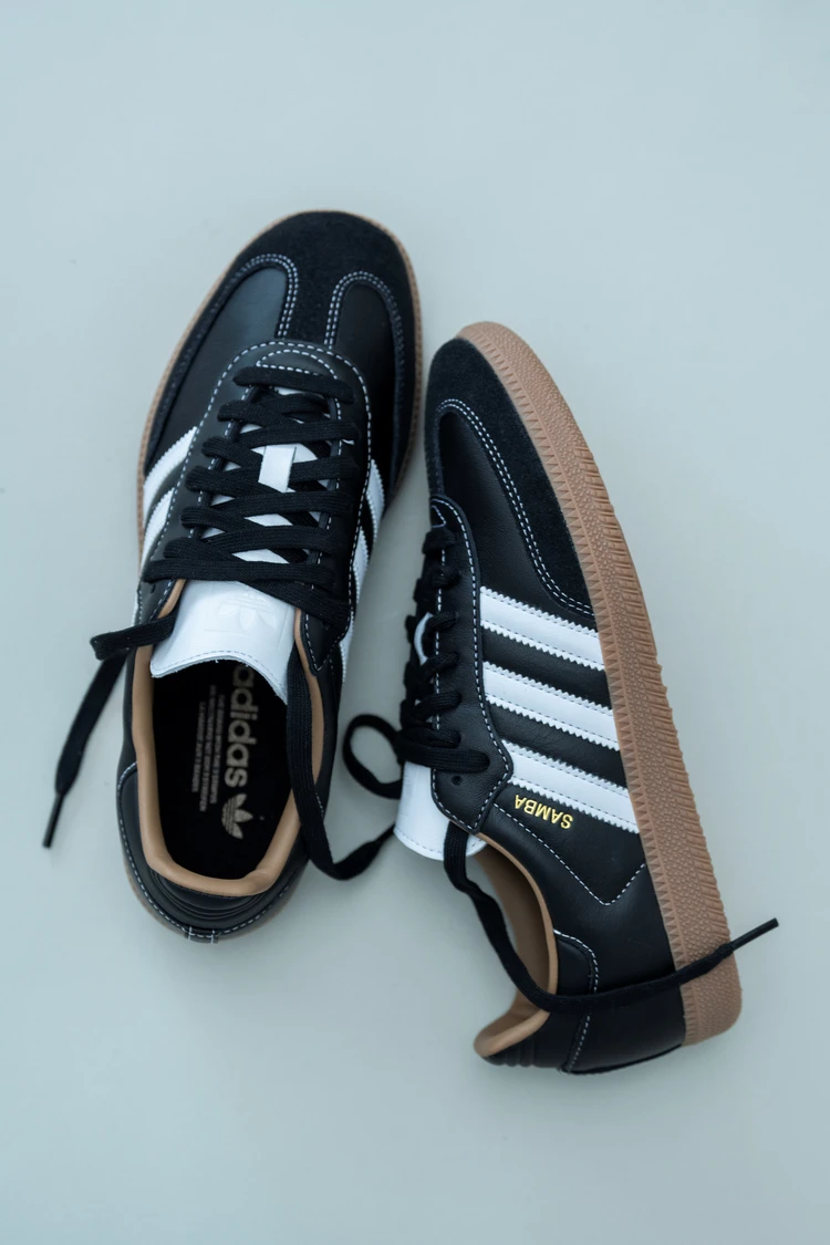 アディダス オリジナルス アダム エ ロぺ 別注スニーカー アッパー