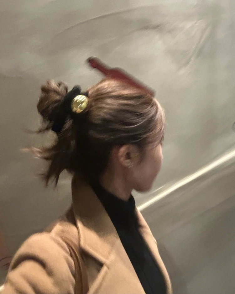 いつものヘアアレンジを格上げ♡「LOEM」のベロアシュシュ #愛用ヘアアクセ_3_1
