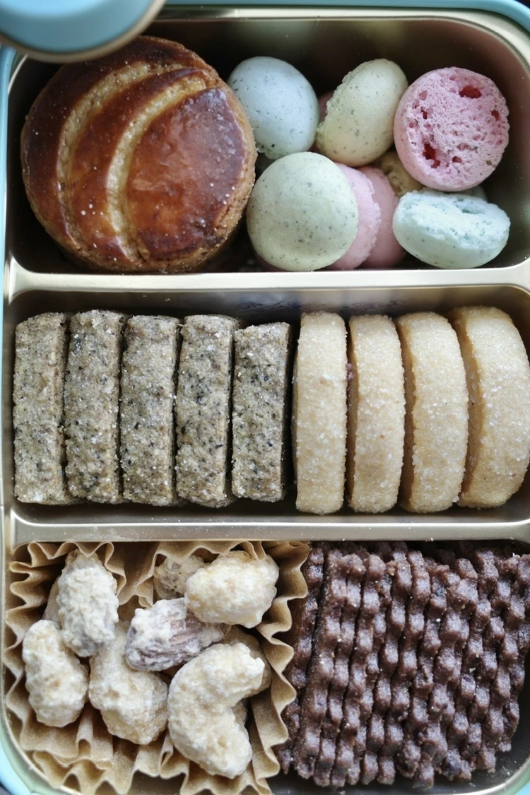 カフェタナカ レガル・ド・チヒロミニ缶