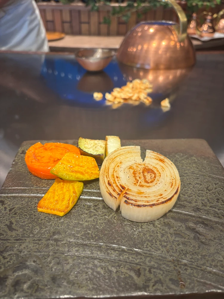 一度は行ってみたい鉄板焼き！【ビフテキのカワムラPremium北新地】最高級神戸ビーフ_4