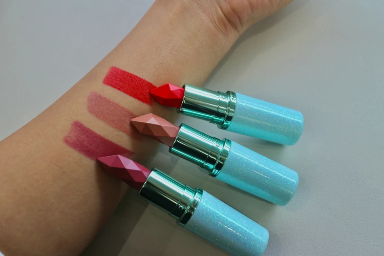 マキシマル スリーク サテン リップスティック