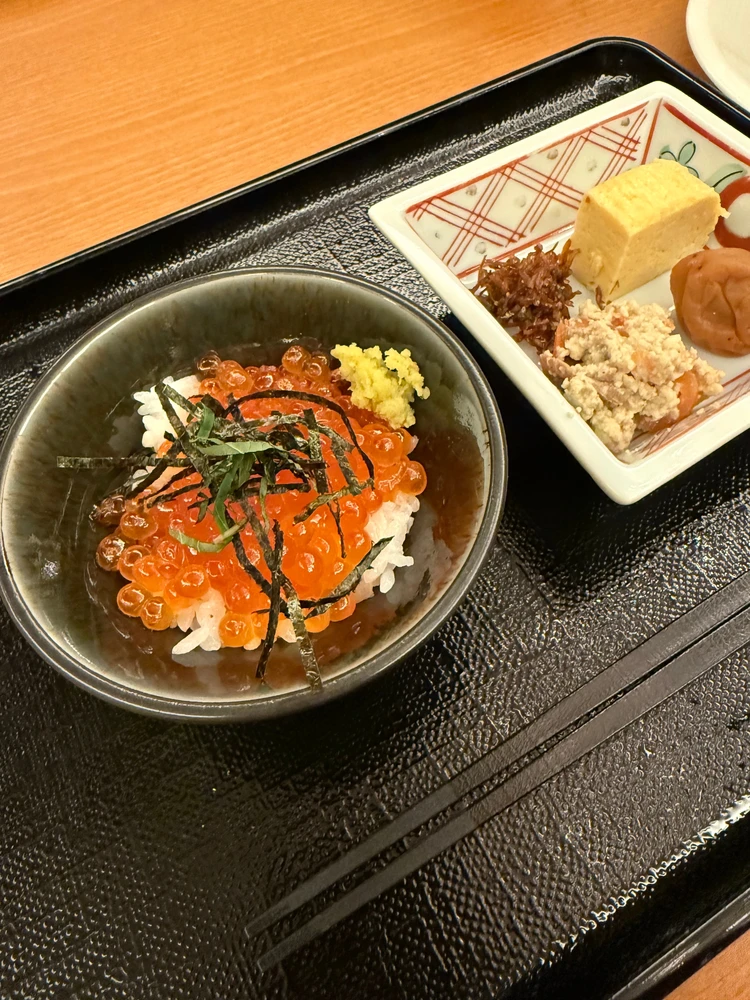 ざリッツカールトン大阪 朝食 いくら丼