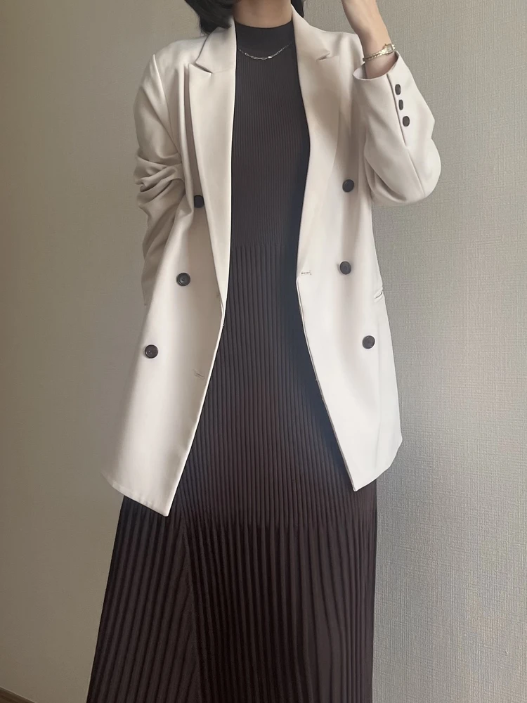 発色、立体感、潤いを1本で叶える！to/one（トーン）ペタル ブルーミング グロス #おすすめリップ_3