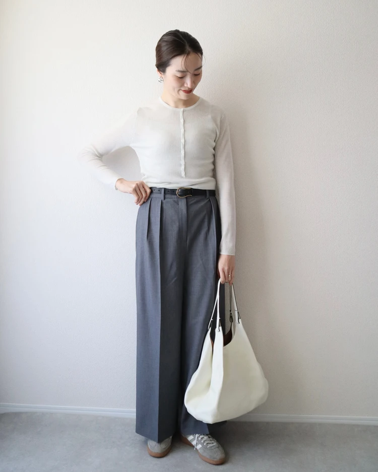 adidas アディダス　ハンドボール　スペツィアル　きれいめ　パンツ　コーデ　通勤　スニーカー　着こなし