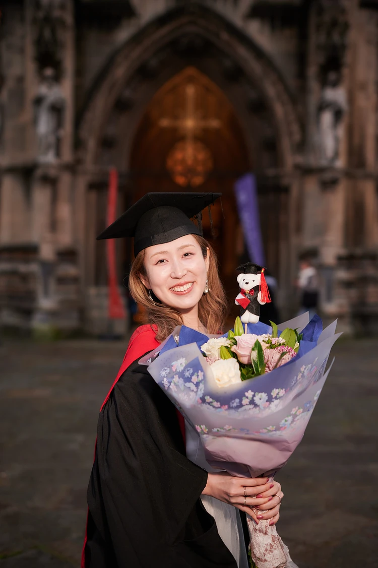 イギリス　MBA　卒業式　
