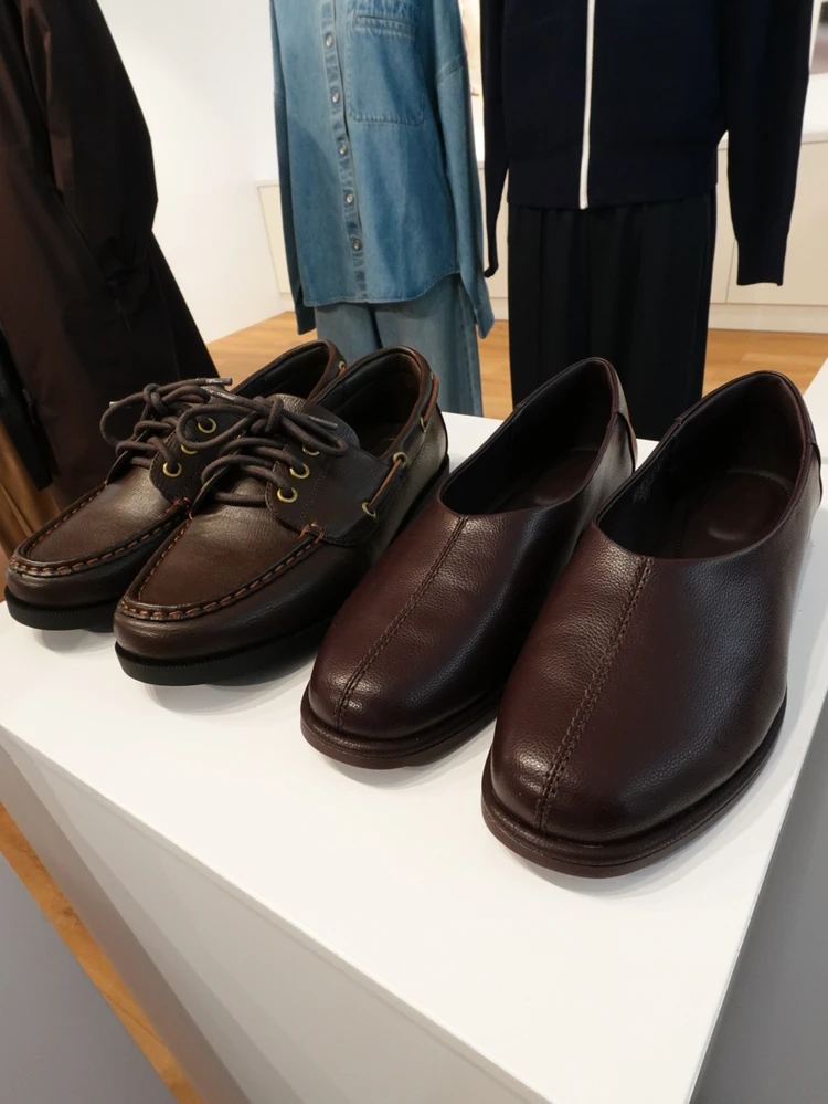 UNIQLO : C ユニクロ　シー　2026　春夏　新作　試着会　コレクション　デッキシューズ　スクエアフラットシューズ　合成皮革　合皮