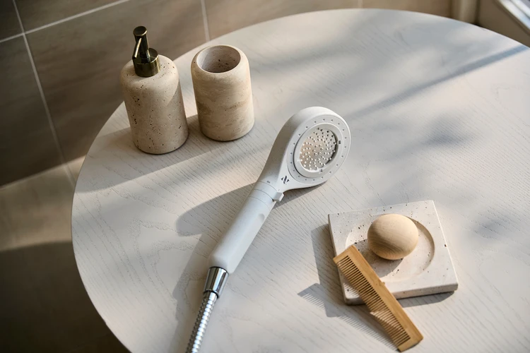 「Noend オーガニックファインバブル シャワーヘッド」の新色