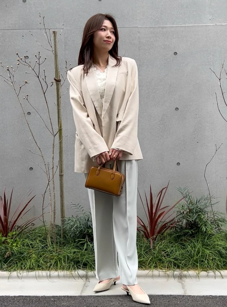 ヴィセ PK850の粘膜カラーリップに合わせた春のきれいめコーデ