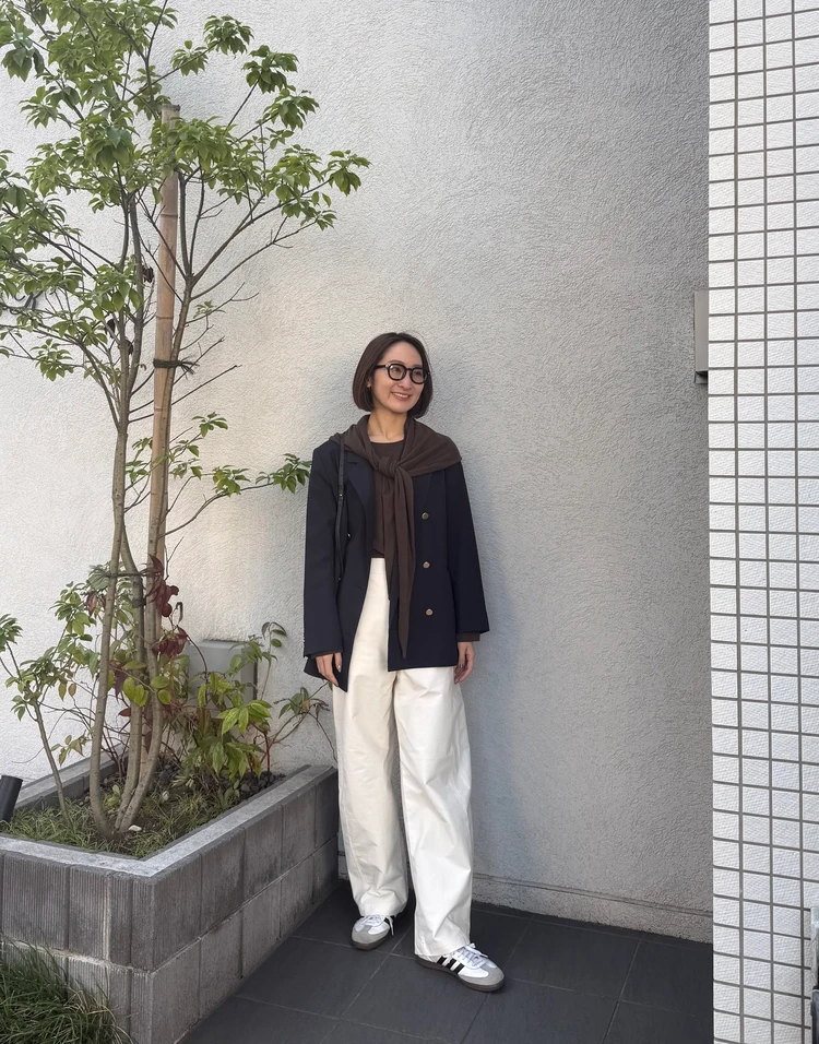 UNIQLOサングラスを合わせたジャケットコーデ