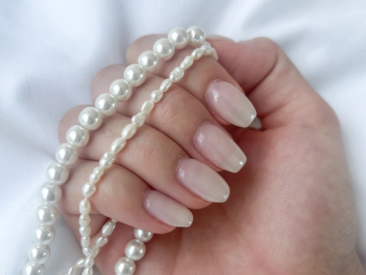 夏のパールネイル｜透け感×艶感が涼しげ！オフィスネイルにも♡_2