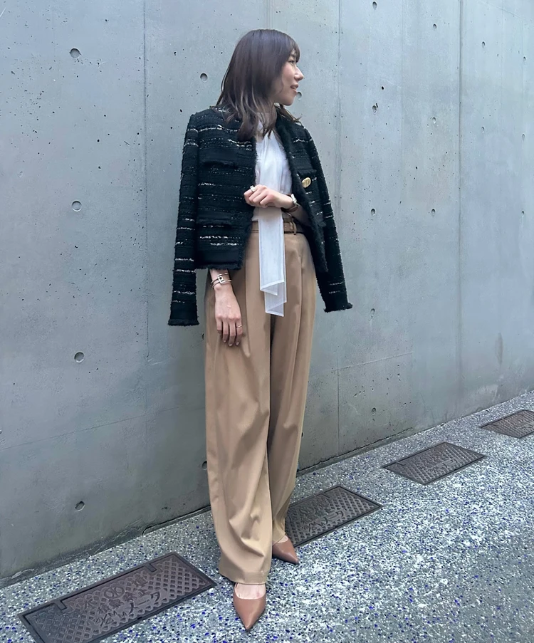 知的な華やかさをくれる【allureville（アルアバイル）】の