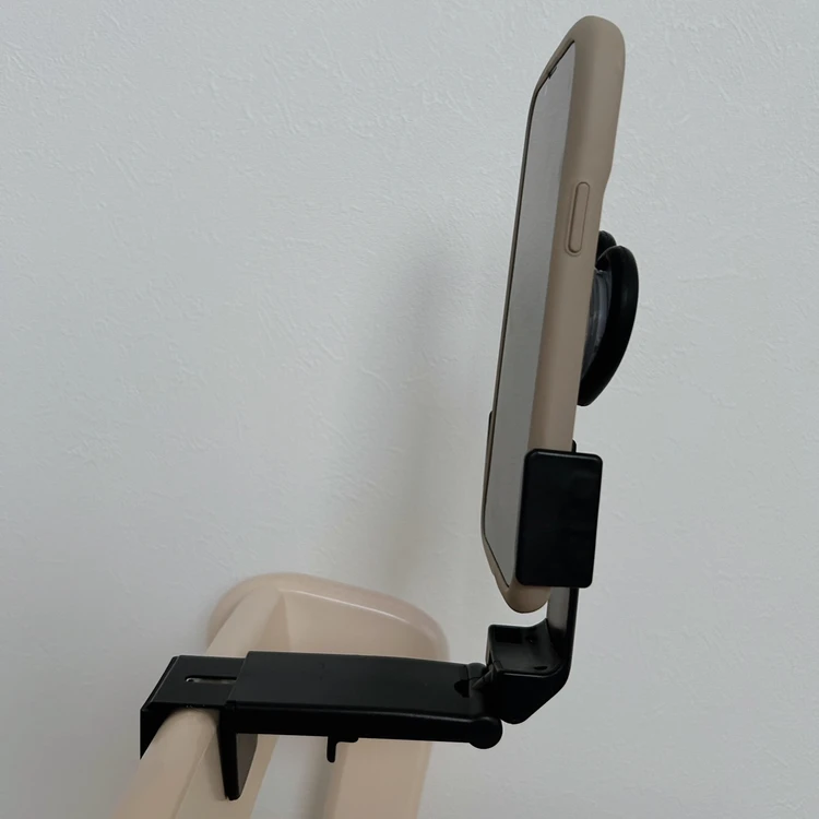 3COINS(スリーコインズ) どこでも挟めるトラベルスマホホルダー 2513-DN9005-000