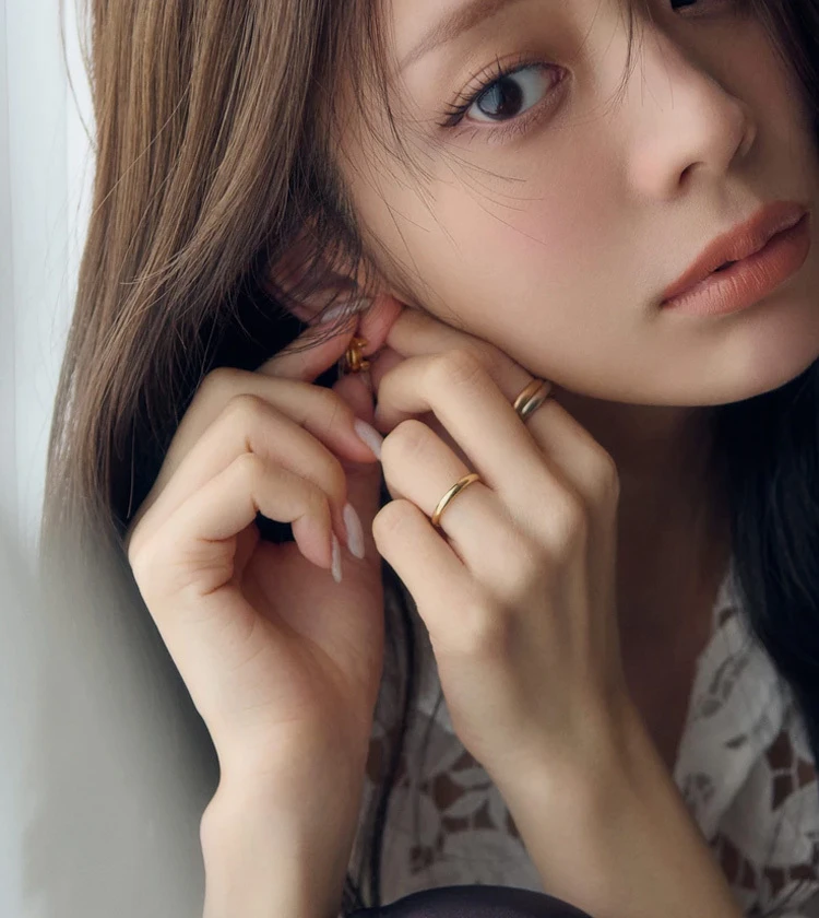 【貴島明日香さんのウエディングリング】今の自分にしっくりくる「カルティエ」の結婚指輪をセレクト