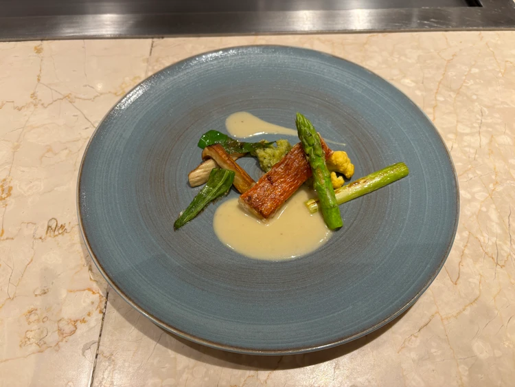 Cheval Rouge【大阪堂島　100名店にも選ばれた鉄板焼き】30代OLご褒美平日昼ランチ_6