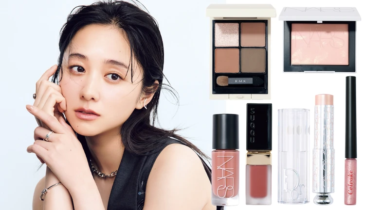 【夏の最新キラキラメイク】堀田真由さんがお手本!大人がまとうラメは"小さく効かせる"がちょうどいい