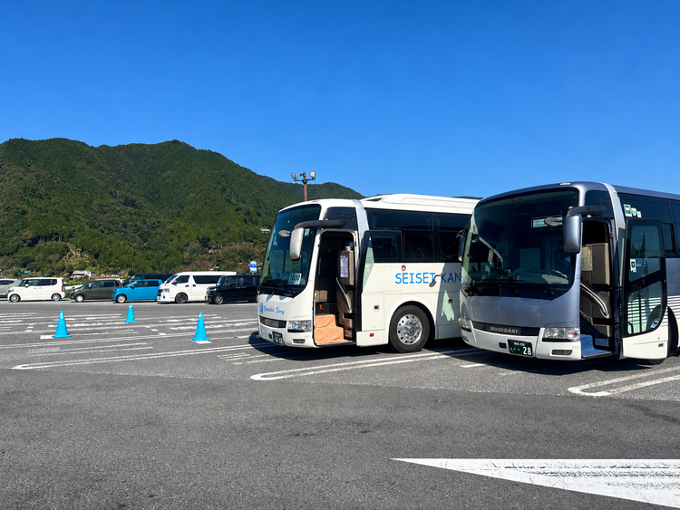 【山梨日帰りバスツアーー後編ー】信玄餅詰め放題にシャインマスカット狩りも！秋の味覚大満喫の欲張り女子旅♡_1