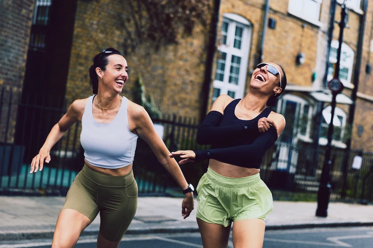 ランニングが快適な季節に。早くも売れ切れ続出の【lululemon
