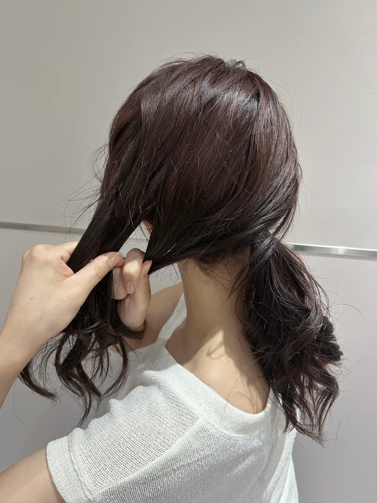 30代髪型・ロングのヘアアレンジプロセス 1