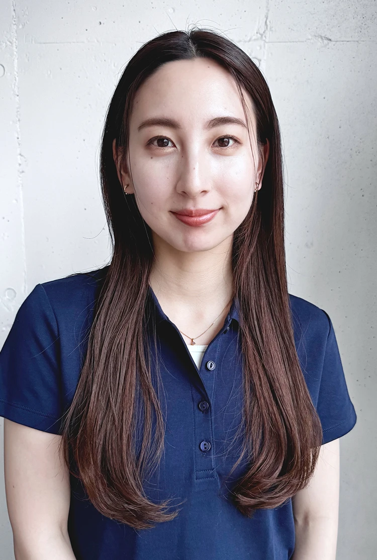 30代ー40代髪型・ロングの正面