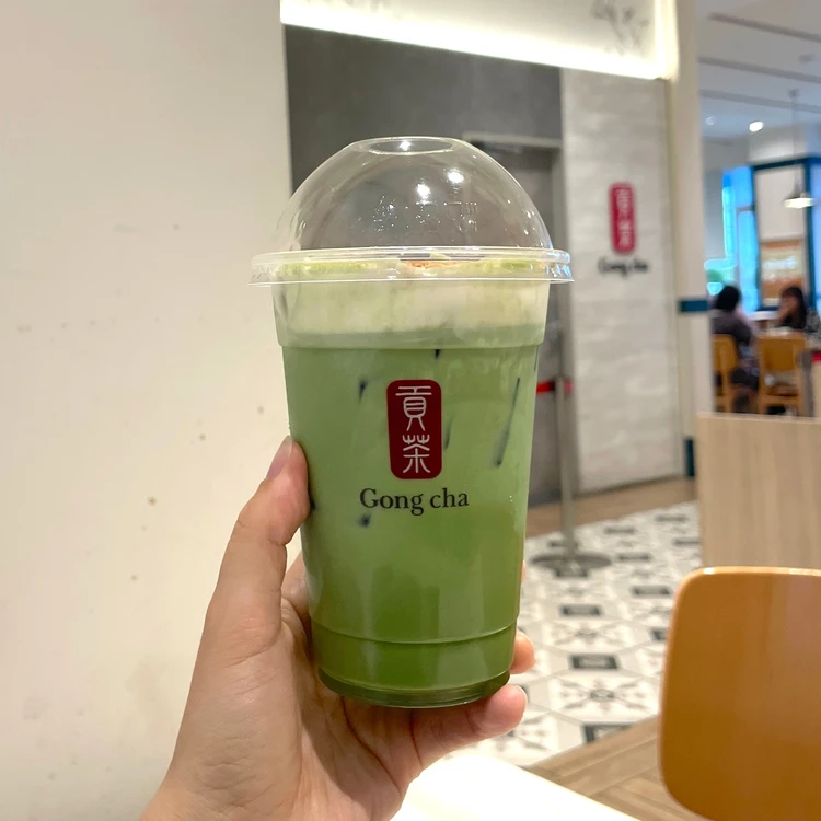 一番摘み抹茶 サクサククレープ ミルクティー（ICED）