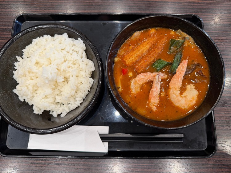 数量限定！トムヤムクンスープカレーを実食